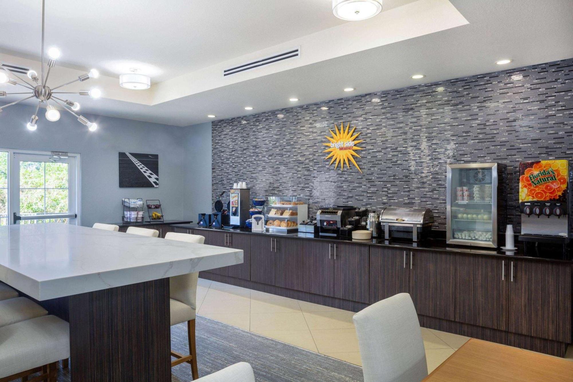 La Quinta By Wyndham Sebring Exterior foto